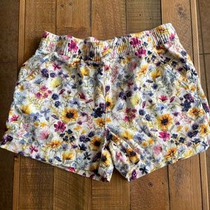 Girl’s Flowery Shorts